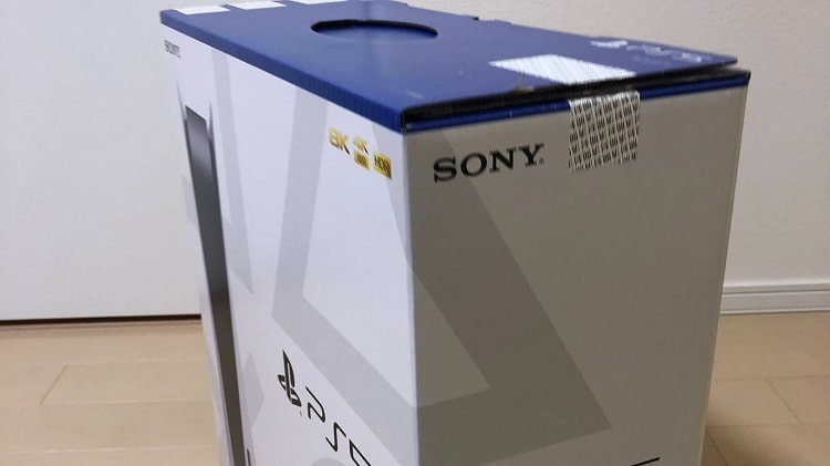 PS5, karaborsa, etiket